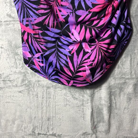 Kim Gravel Swimsuits for All Pinks Floral Ruched One Piece Swimsuit Size 16 - Picture 4 of 9